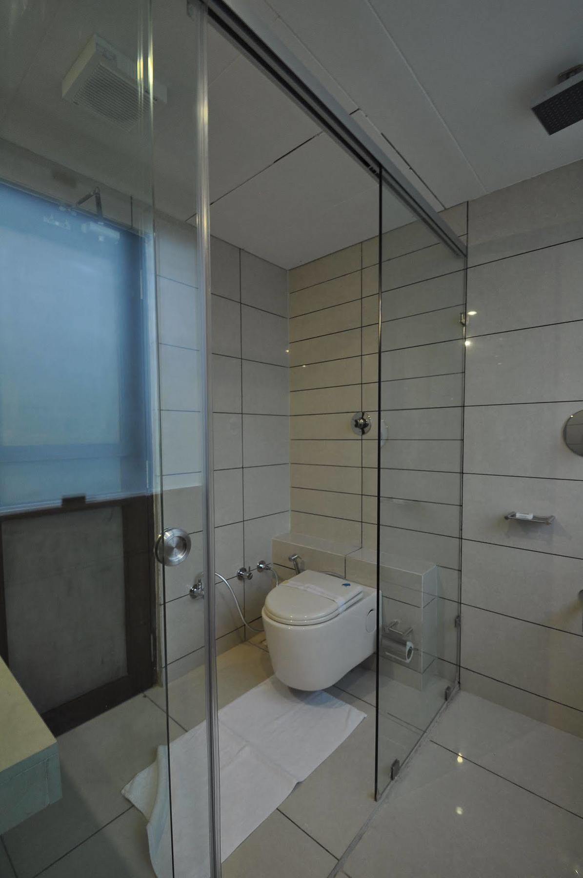 Le Grande Residency -Unmarried Couples Are Not Allowed Ahmedabad Exterior photo